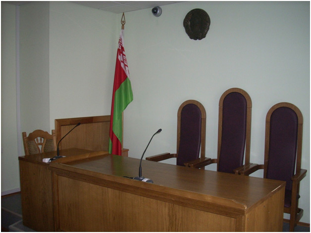 Мебель для зала судебных заседаний